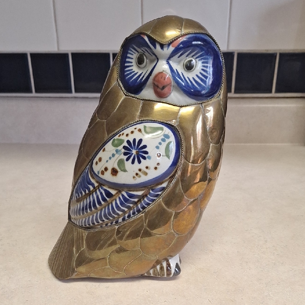 SALE: Very Large Vintage Brass & Porcelain "Made In Mexico" Owl